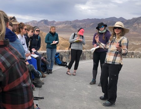 Dr. Sonia Nagorski and students on geology field trip